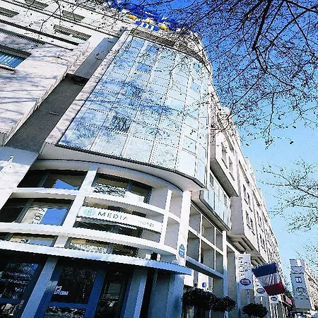 Median Porte De Versailles