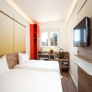 Median Porte De Versailles باريس