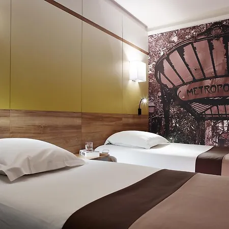 Hotell Median Porte De Versailles