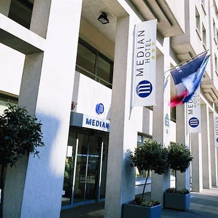 Median Porte De Versailles Hotell