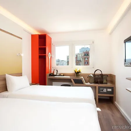 Median Porte De Versailles Hotell 3*