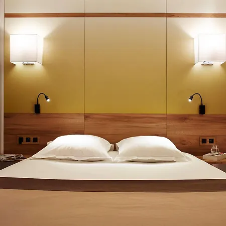Median Porte De Versailles Hotell 3*