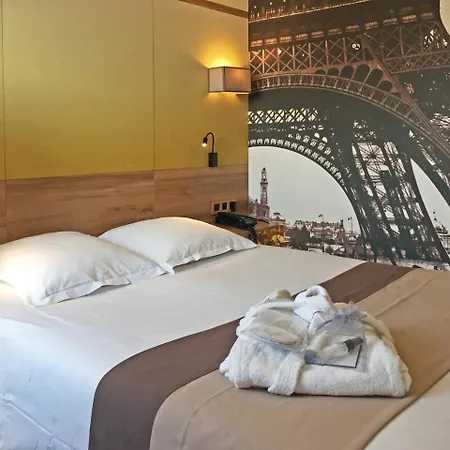 Hotell Median Porte De Versailles