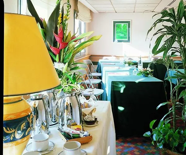 Median Porte De Versailles Hotel 3*