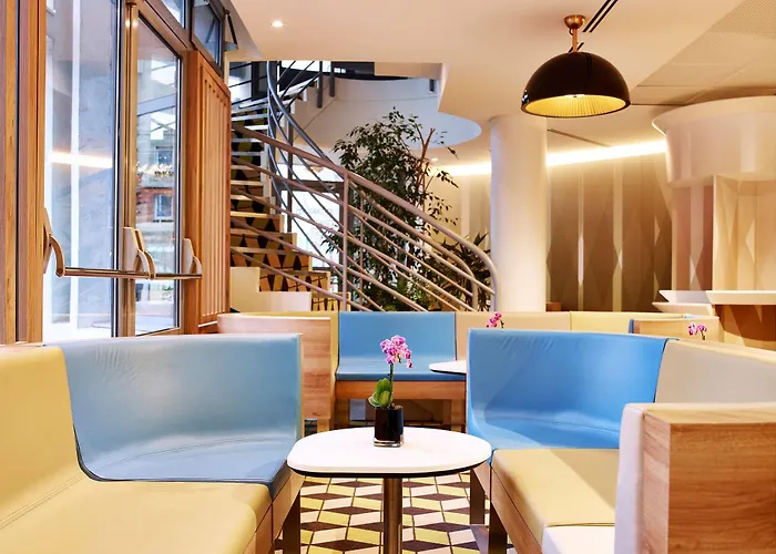 Hotel Median Porte De Versailles 3*