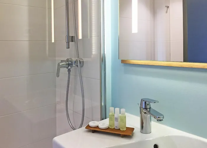 Median Porte De Versailles Hotel 3*