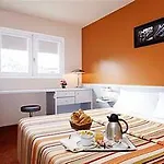 Median Porte De Versailles Hotel 3*