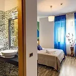 Median Porte De Versailles Hotel París