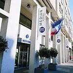 Median Porte De Versailles Hotel