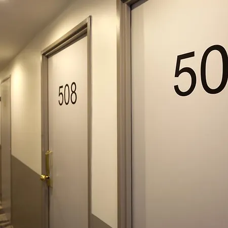 Median Porte De Versailles パリ