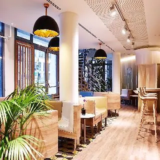 Median Porte De Versailles 3* パリ