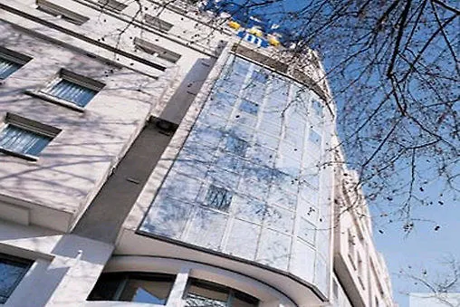 Median Porte De Versailles ホテル パリ